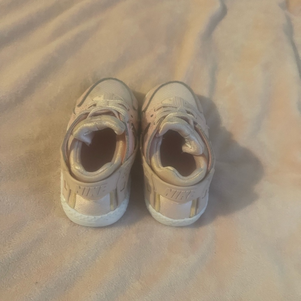 Nike Huarache Run Toddler Sneaker